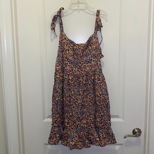 OLD NAVY FLORAL CAMI DRESS SIZE XL